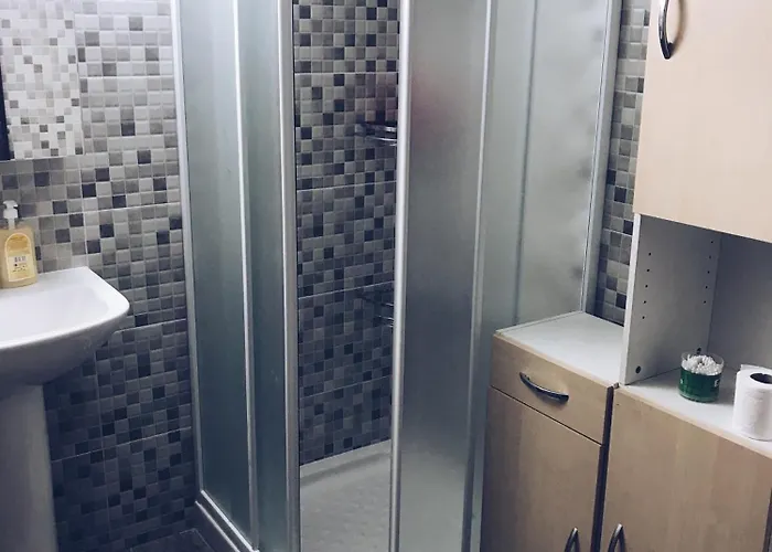 アパート In Heart Of *